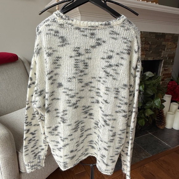 NWT Zara Sweater - Picture 3 of 5